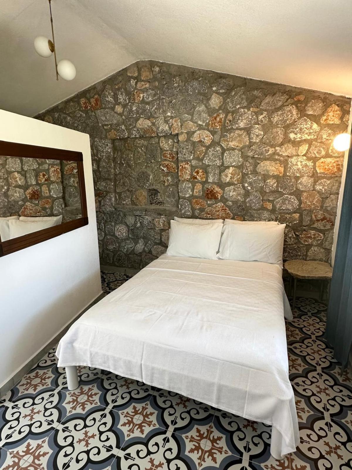 Amos Sea View Villa