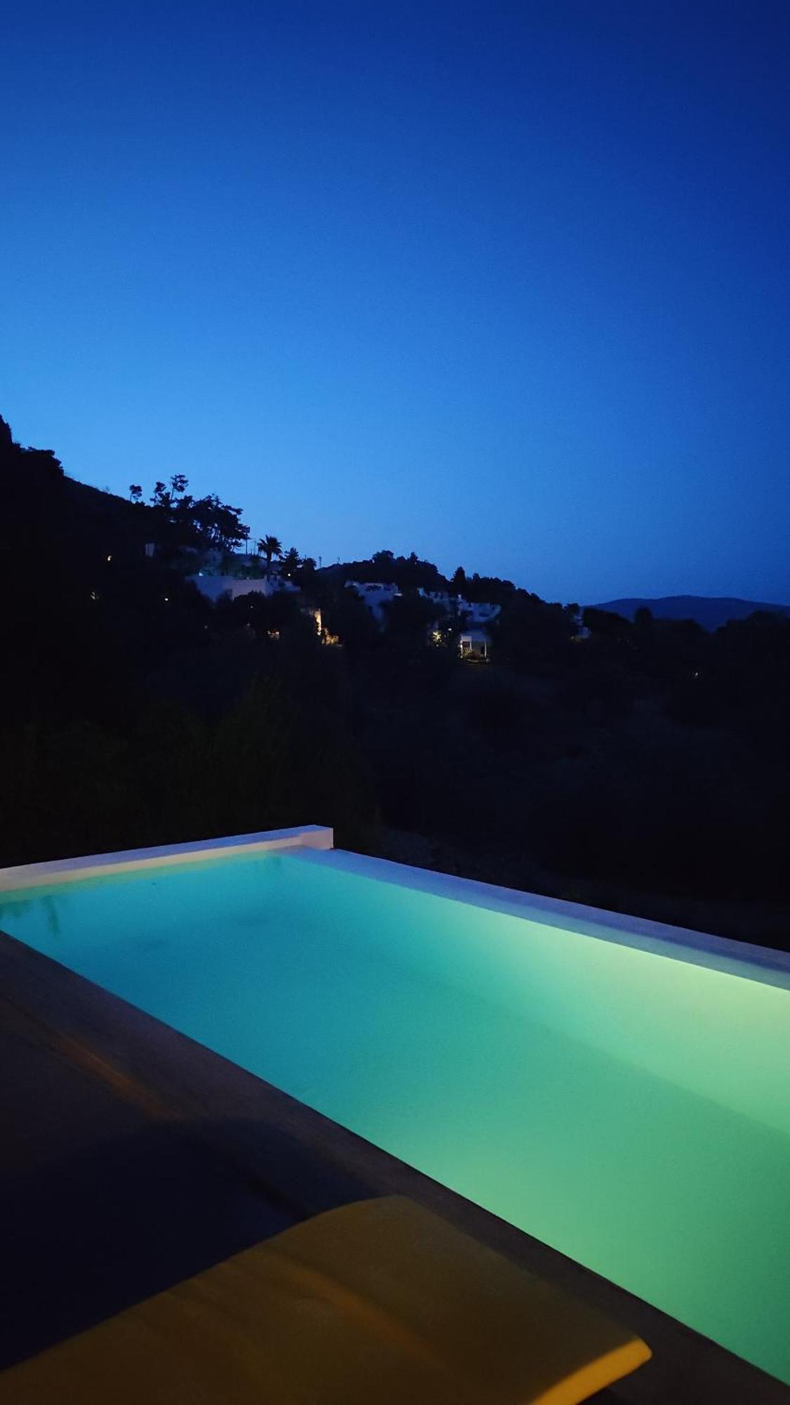 Amos Sea View Villa